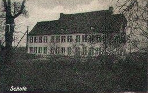 Szkoła katolicka Goświnowice nowy budynek od 1870